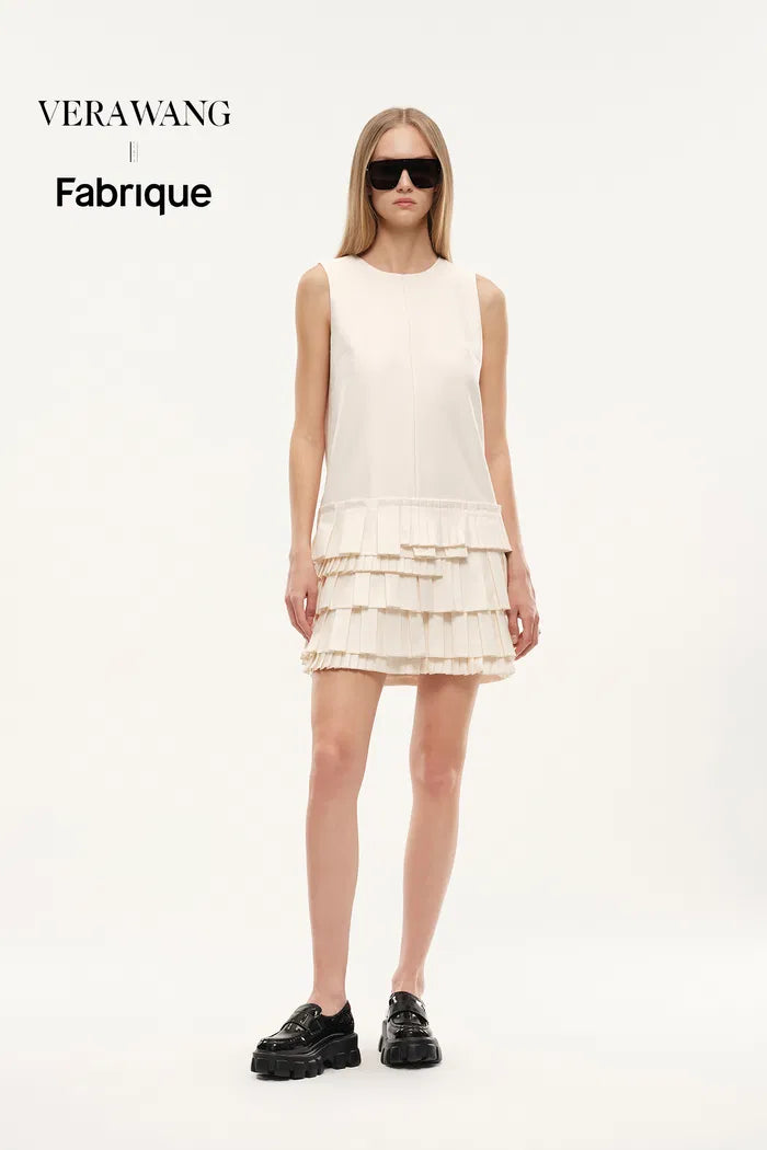 accordion pleated dress Coast on Main 36.0 CARE Hand Wash Cold 1970s Accordion Pleated Dress |
