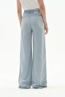 Lucy Light Blue Jeans in Lyocell-Acetate