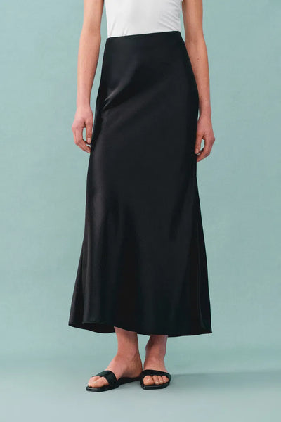新品未使用品 Omas Hande/PEONY SILK SKIRT black 0bd60a60-2594-4c6b-8bc2-