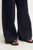 Jeans Holgados Margot con Botones Dobles Coseidos a Mano en Denim de Algodón