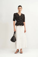 Irisa Blumenbluse aus mattem Maulbeerseiden-Crêpe