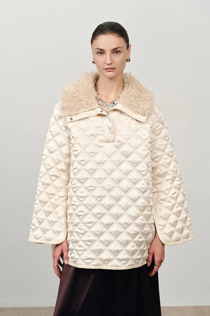 Jasmine Fur Collar Quilted Cape Coat in Silk Satin
