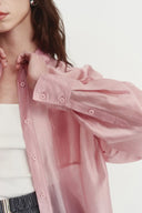 Chemise boutonnée transparente rose Bella en organza