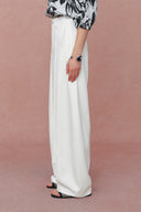 Cassie Low Curve Jeans in Lyocell Denim