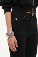 Vanguard Capri Jeans in Microelastic Denim