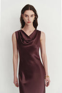 Kari Ärmelloses Kleid mit quadratischem Ausschnitt aus glänzendem Acetat