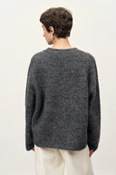 Quella Roter Pony Pullover mit überschnittenen Schultern aus Alpaka-Wollstrick