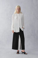 Faustine Bluse mit abnehmbarem Schleifenkragen aus Seiden-Georgette