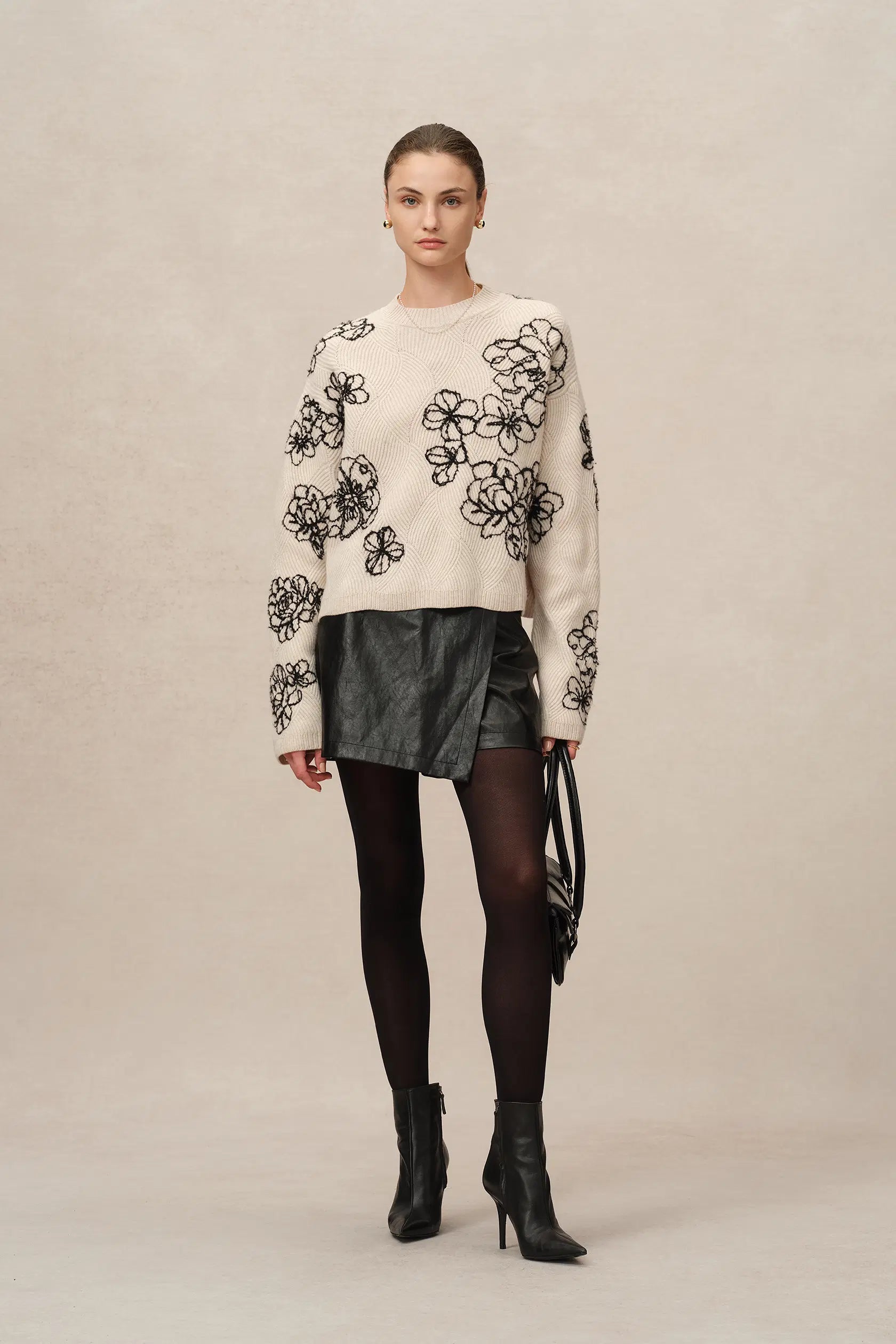 Poppy Embroidered Sweater Chunky Wool Knit