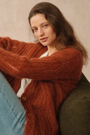 Aki Gezackter Ausschnitt Transparenter Cardigan in leichtem Mohair Zopfmuster