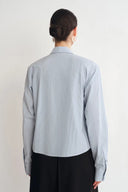 Camisa a rayas con cuello afilado Cynthia en algodón premium