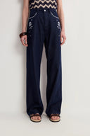 Jean à Jambe Droite Fiona Brodé Floral en Denim Brut