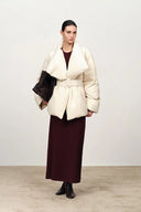 Chloe Daunenjacke mit Reverskragen aus hochdichtem Nylon