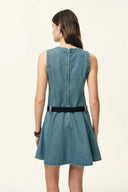 Vestido sin mangas Lisa con cinturón en la cintura baja, de denim de algodón lavado