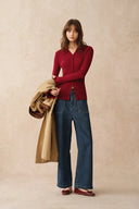 Cardigan ajusté Katia rouge beige à poignets ondulés et col en maille torsadée laine mérinos stretch