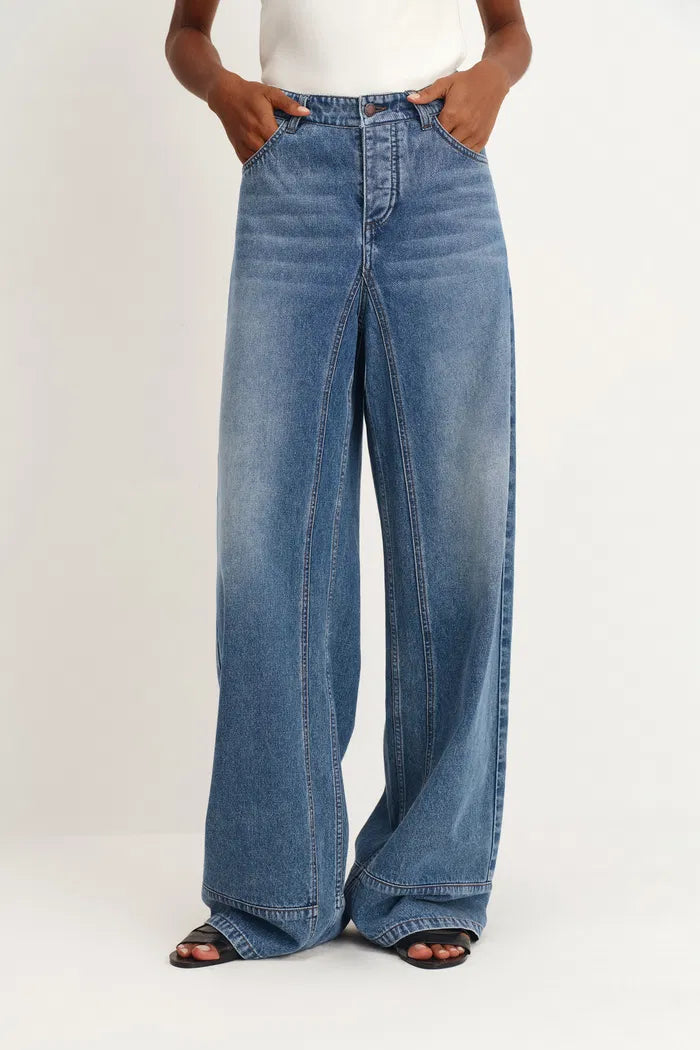 Glaire Straight Wide Leg Jeans in Lyocell Denim