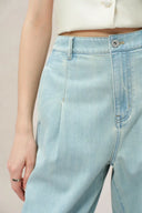 Jeans a Gamba Larga Leggeri Cindy in Denim Lavato Chiaro