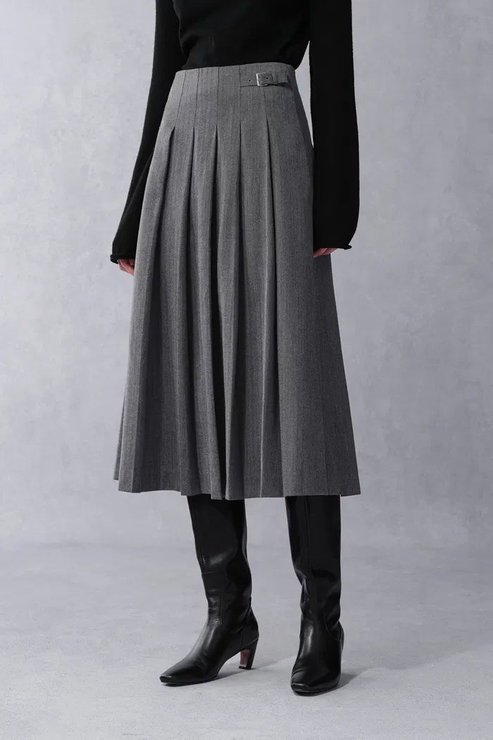Soma Pleated Midi Skirt in Fine Wool Blend