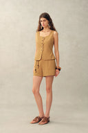 Billie Beaded Belt Tailored Shorts in Linen-Blend Suiting