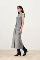 Cherbourg ärmelloses Midikleid aus französischem Bouclé-Tweed mit metallischen Fäden