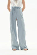 Lucy Light Blue Jeans in Lyocell-Acetate