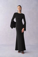 Vestido maxi con cuello de pedrería cosido a mano Nokta en tejido estilo lino