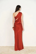 Completo Aurora con top monospalla drappeggiato e gonna
