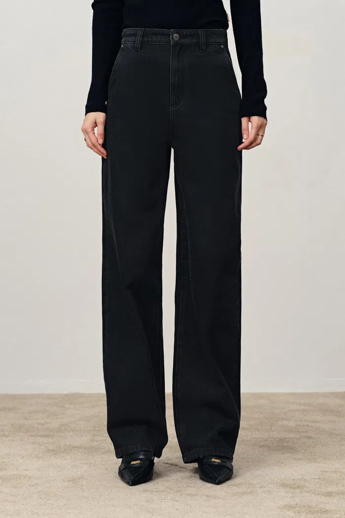 Mola Scimitar Jeans in Stretchy Denim