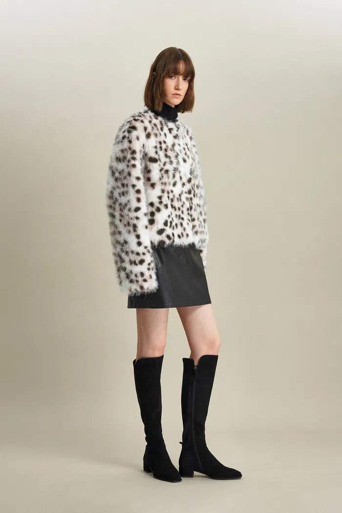 Lucrezia Snow Leopard Coat in Premium Faux Fur – fbrq.com Lucrezia Snow Leopard Coat in Premium Faux Fur – fbrq.com
