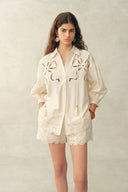 Babette Set mit bestickten Ösen und Puffärmeln aus Baumwoll-Popeline