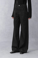 Junon Tilted Pocket Wide Straight Jeans in Cotton Denim