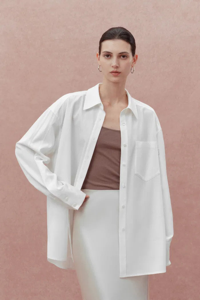 Nicole Oversized Shirt in Cotton Plain Weave