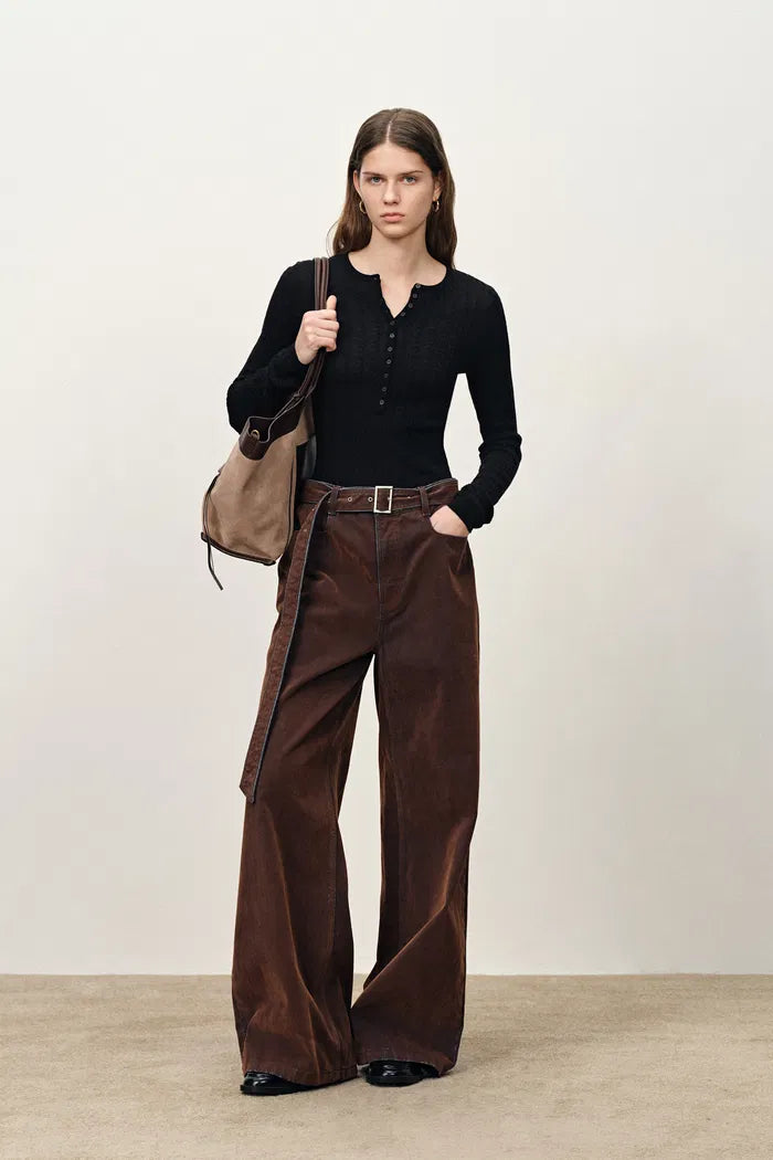 Issac Lightweight Long Sleeve Sweater in Merino Wool Cable Knit