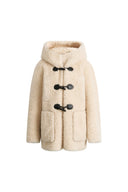 Giacca con cappuccio e bottoni in corno Cora in 100% pelliccia Teddy di merino