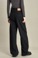 Jeans de pierna ancha Akari en denim turco