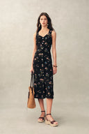 Caro Stitched Floral Scalloped Trim V Neck Cinched Sleeveless Dress in Crinkle Gauze