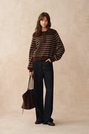 Jersey Rhea a Rayas con Cuello Henley y Borde Ondulado en Punto de Lana y Alpaca