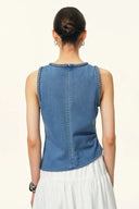 Canotta Riley con rifiniture intrecciate in denim stretch leggero