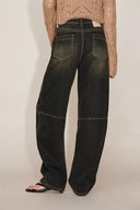 Courtney Jeans mit kontrastierenden Nähten, gewaschen, Machete-Schnitt aus Baumwoll-Denim