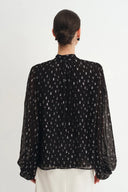 Stars Halstuchbluse aus Seiden-Crepe mit metallischen Akzenten