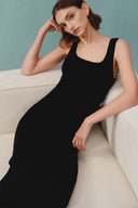 Hera Black Wide Sleeveless Strap Dress in Stretch Yarn Knit