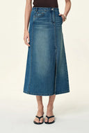Jupe en denim coton Elaria asymétrique à ligne A avec fente latérale à l'avant