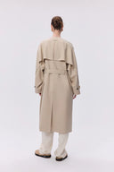 Hilda Ein-Knopf Kragenloser Trenchcoat aus feinem Woll-Twill