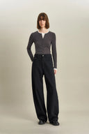 Jeans de pierna ancha Akari en denim turco