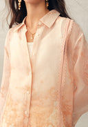 <a href="/en-gb/collections/blouses-shirts-1737666166001766400" title="Blouses & Shirts">Blouses</a>