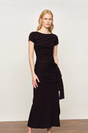 Vestido escultórico Nhat fruncido en mezcla de Tencel y merino