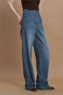 Jean taille haute à ourlet effiloché Vega en denim de coton délavé