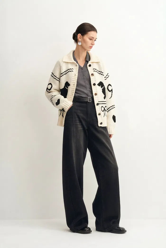 Perla Dachshunds Jacquard Cardigan in Chucky Merino Wool Knit