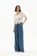 Jeans Seren de pierna ancha con cintura elástica en denim lyocell