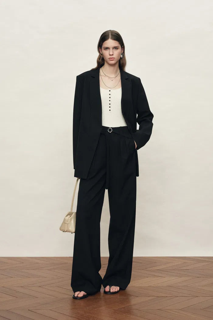 Ronan Belt-Detail Tailored Trousers in Sheep Wool